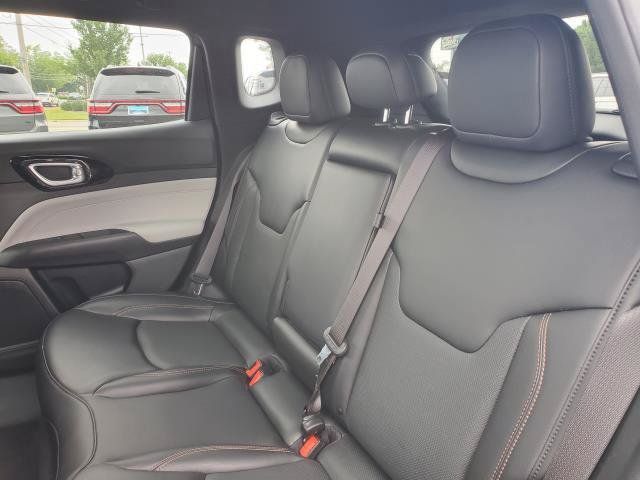 Used 2023 Jeep Compass Limited AWD/4WD image 24