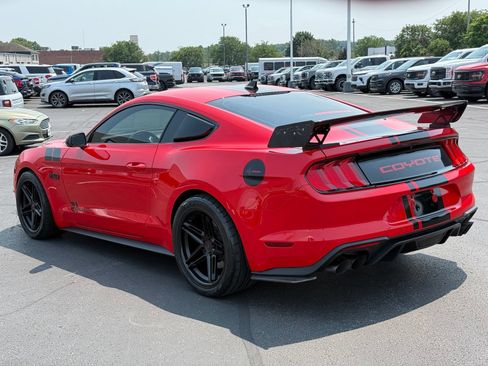 Used 2021 Ford Mustang GT Premium w/ GT Performance Package RWD image 6