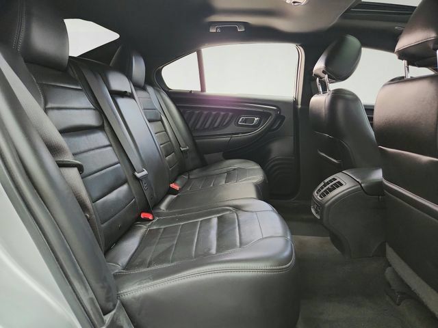 Used 2018 Ford Taurus SHO AWD/4WD image 26