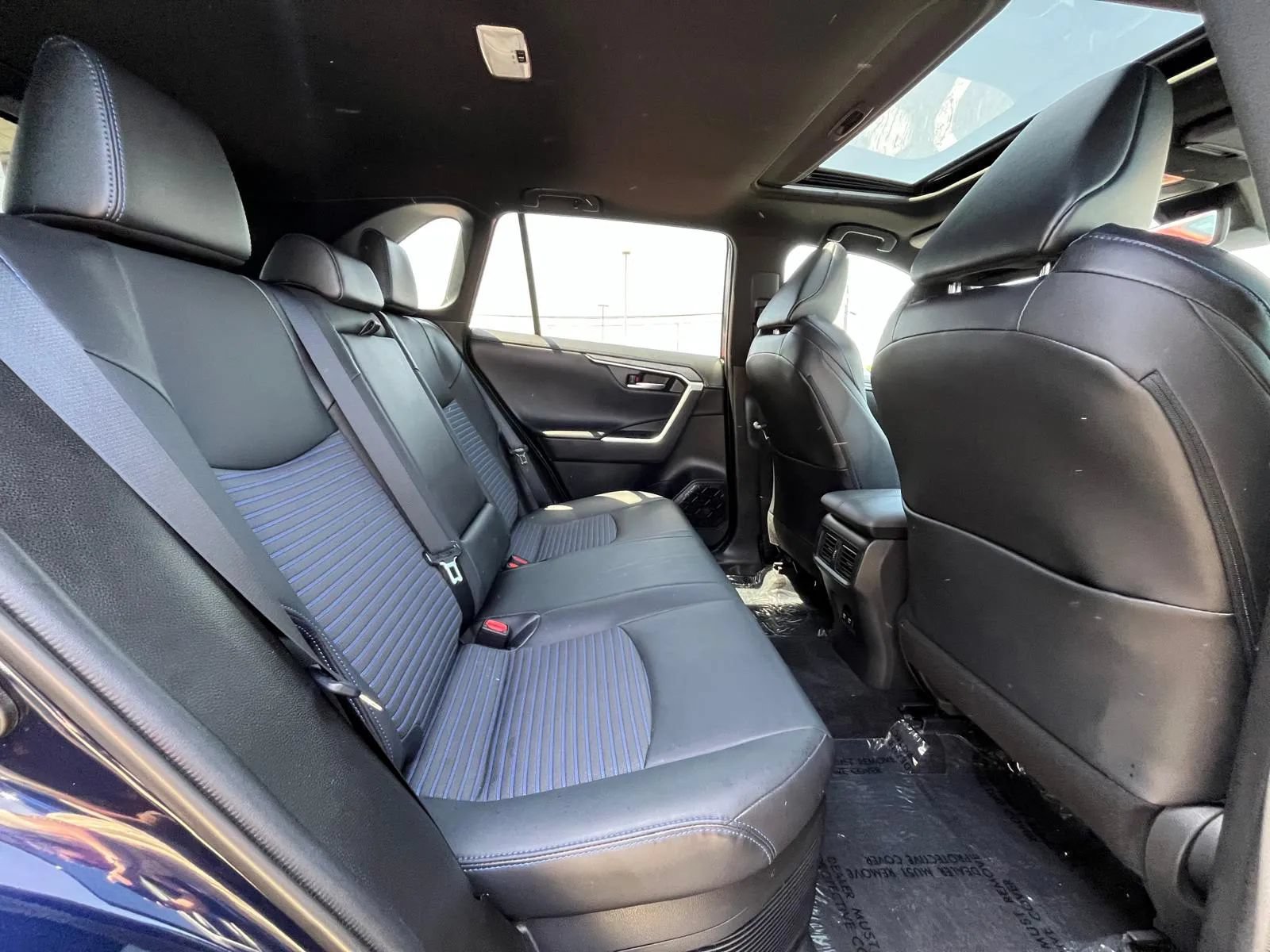 Used 2021 Toyota RAV4 XSE AWD/4WD image 36