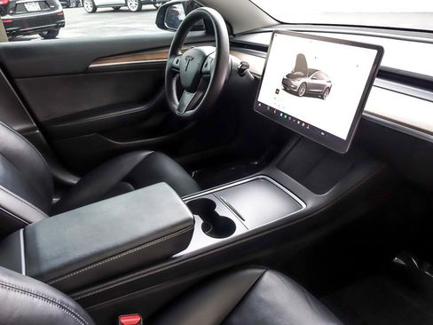 Used 2022 Tesla Model 3 Long Range image 39