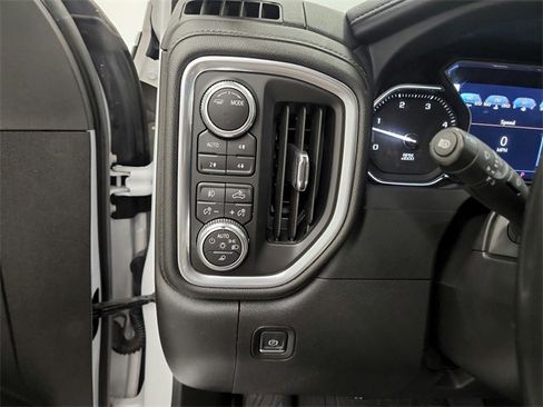 Used 2023 GMC Sierra 2500 Denali image 30