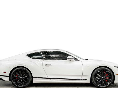 Used 2025 Bentley Continental GT AWD/4WD image 2
