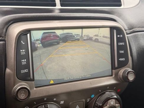 Used 2015 Chevrolet Camaro LT RWD image 15