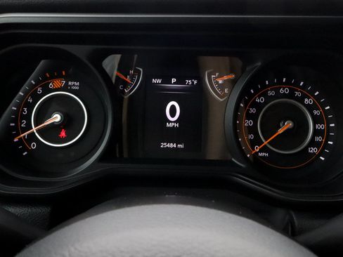 Used 2025 Jeep Wrangler Unlimited Sport AWD/4WD image 30