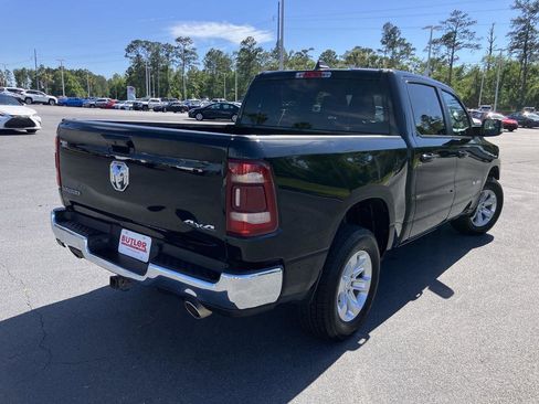 Used 2024 RAM 1500 Laramie AWD/4WD image 5