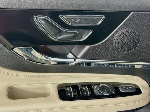 New 2026 Lincoln Corsair Reserve image 18