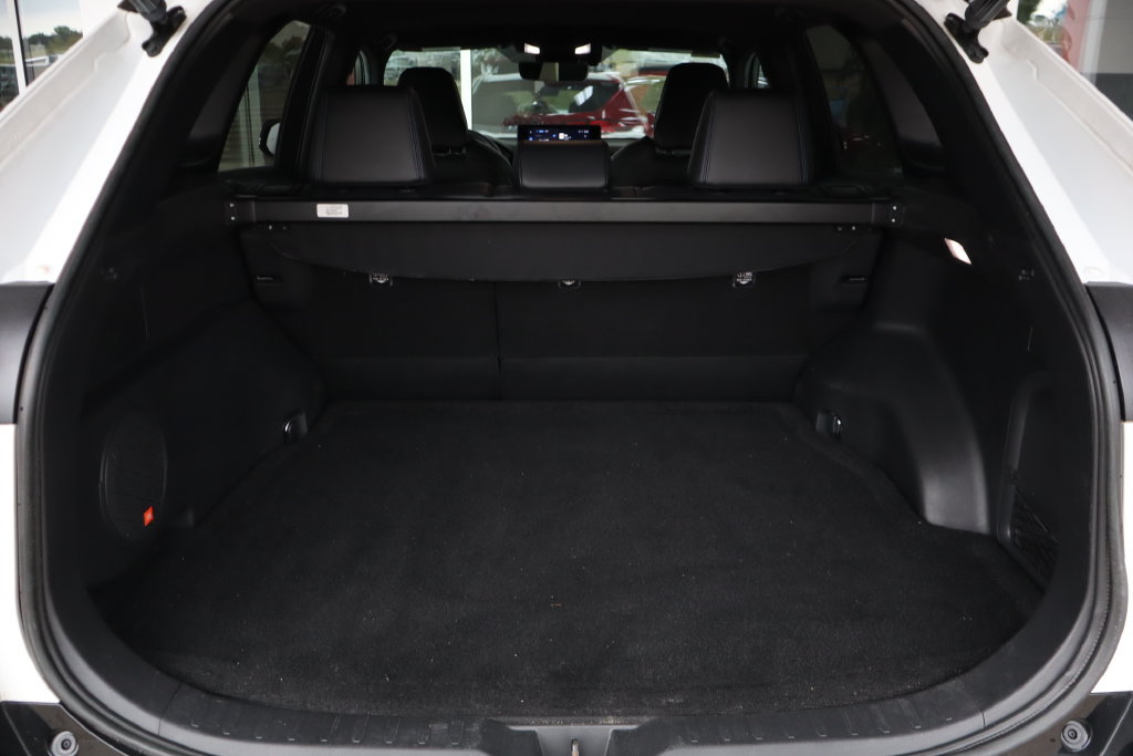Used 2023 Toyota RAV4 XSE AWD/4WD image 11