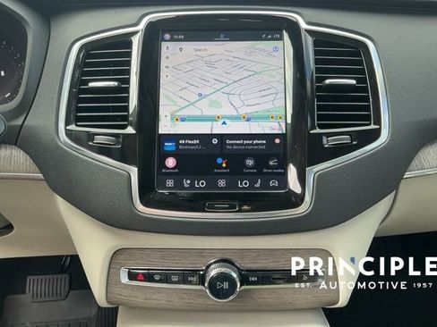 Certified 2023 Volvo XC90 B5 Plus image 16