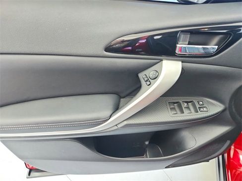 Used 2022 Mitsubishi Eclipse Cross SE image 34