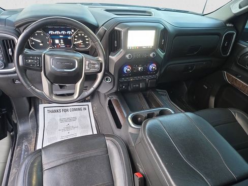 Used 2023 GMC Sierra 3500 Denali w/ Denali Black Diamond Edition image 9