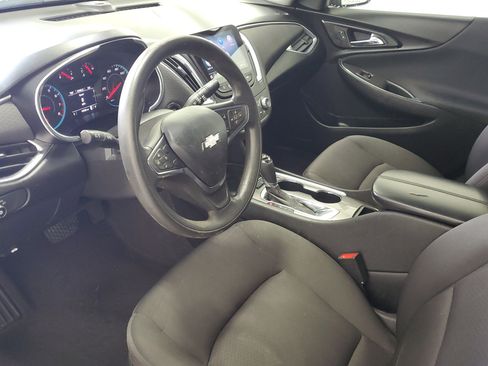 Used 2020 Chevrolet Malibu LT FWD image 16