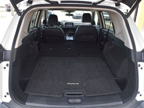 Used 2021 Nissan Rogue SV w/ Premium Package FWD image 55