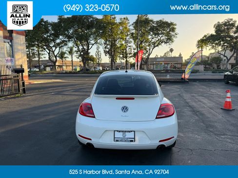 Used 2012 Volkswagen Beetle Turbo FWD image 6