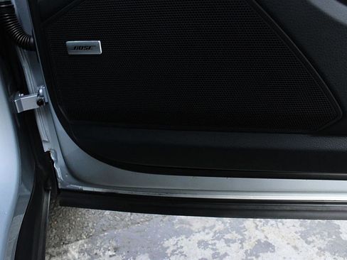 Used 2019 Porsche Cayenne image 30