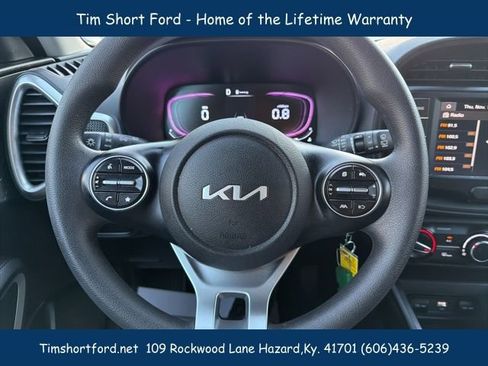 Used 2025 Kia Soul LX w/ LX Technology Package image 17