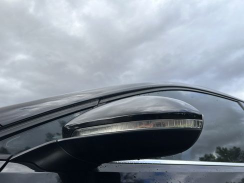 Used 2015 Volkswagen Golf SEL image 9