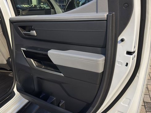 Used 2024 Toyota Tundra Limited image 13