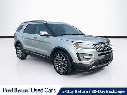 Used 2017 Ford Explorer Platinum