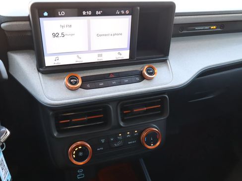 Used 2024 Ford Maverick XLT FWD image 6