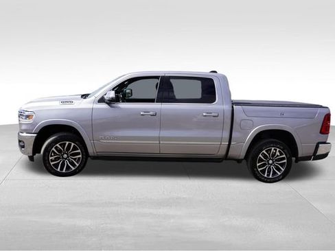 Used 2025 RAM 1500 Limited AWD/4WD image 9