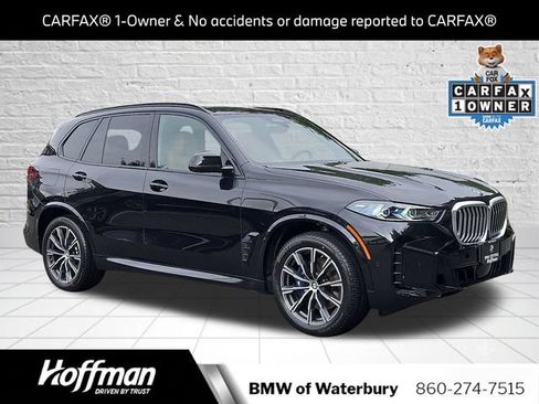 Certified 2024 BMW X5 xDrive40i w/ M Sport Package AWD/4WD image 1