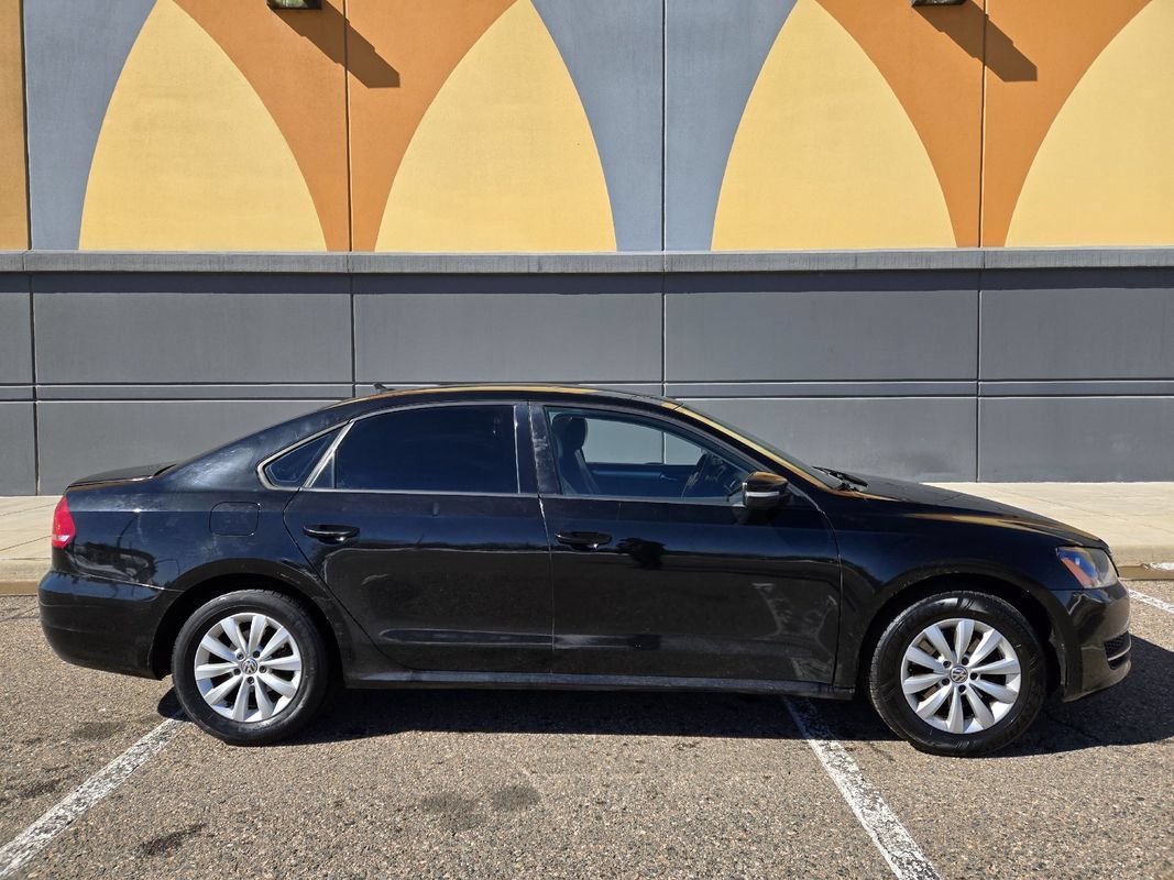 Used 2014 Volkswagen Passat 2.5 S FWD image 3