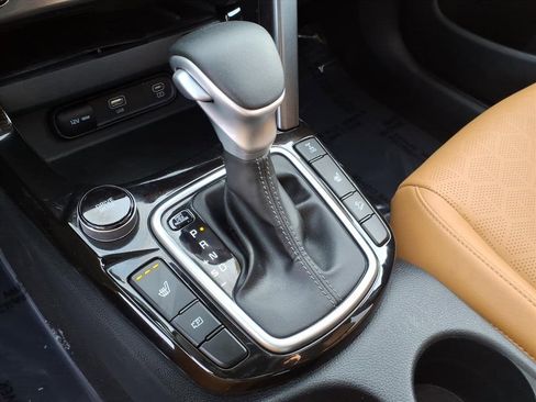 Used 2024 Kia Seltos EX image 15