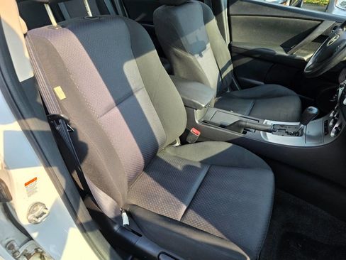 Used 2010 MAZDA MAZDA3 i Touring image 26