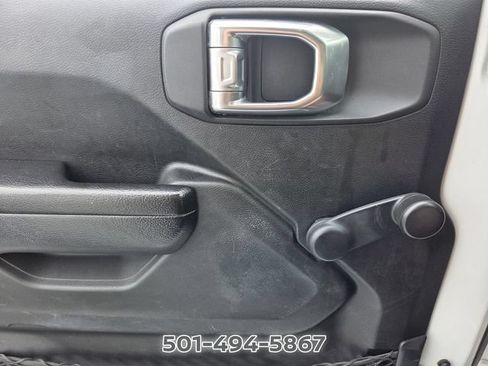 Used 2023 Jeep Wrangler Unlimited Sport AWD/4WD image 28