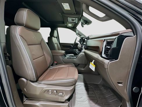 New 2026 GMC Sierra 2500 Denali w/ Denali Reserve Package image 30