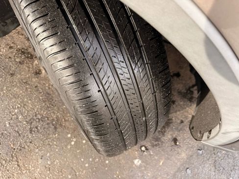 Used 2018 Lincoln MKX Premiere image 49