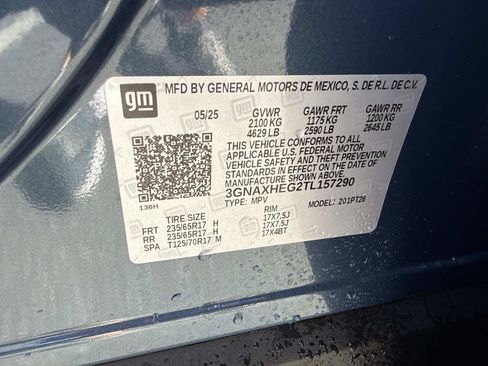 Used 2026 Chevrolet Equinox LT FWD image 32