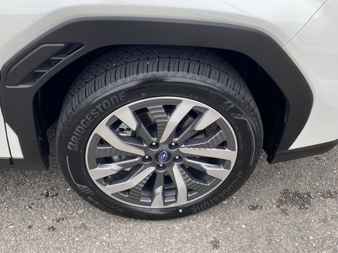 Used 2025 Subaru Forester Touring image 29