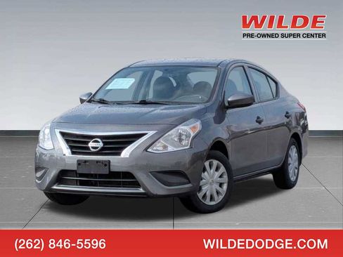Used 2017 Nissan Versa S Plus FWD image 1