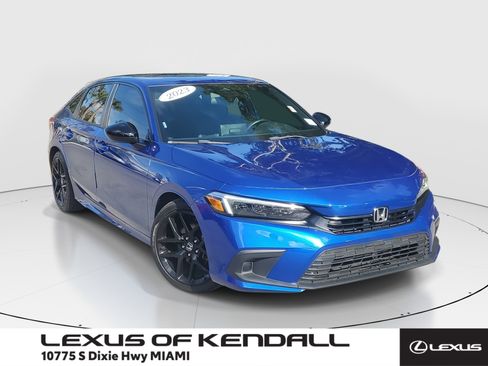 Used 2023 Honda Civic Sport image 1