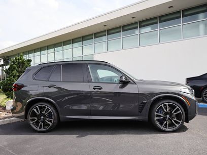 New 2026 BMW X5 M60i w/ Climate Comfort Package