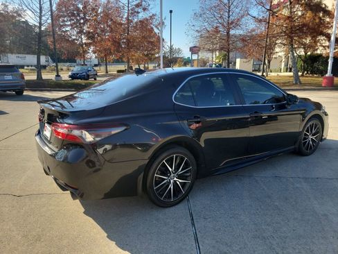 Certified 2024 Toyota Camry SE image 7