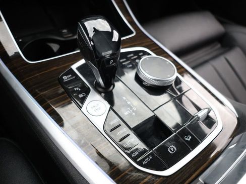 Used 2021 BMW X5 xDrive45e w/ Convenience Package image 16