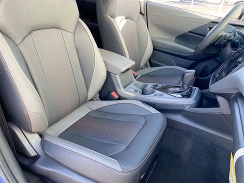 New 2025 Subaru Crosstrek 2.5i Limited w/ Popular Package #3A image 7