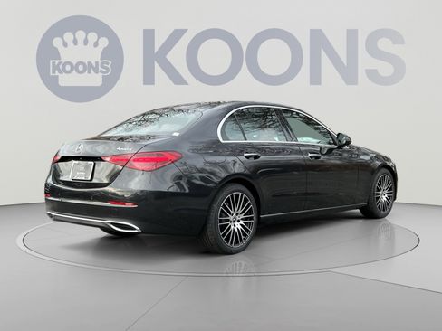 Used 2026 Mercedes-Benz C 300 4MATIC Sedan image 5