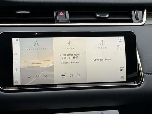 Used 2023 Land Rover Range Rover Evoque R-Dynamic SE image 16