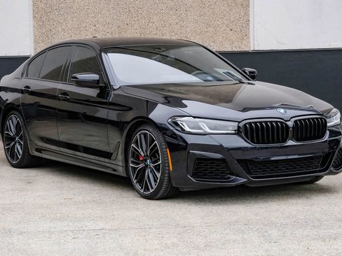 Used 2023 BMW M550i xDrive w/ Executive Package AWD/4WD image 5