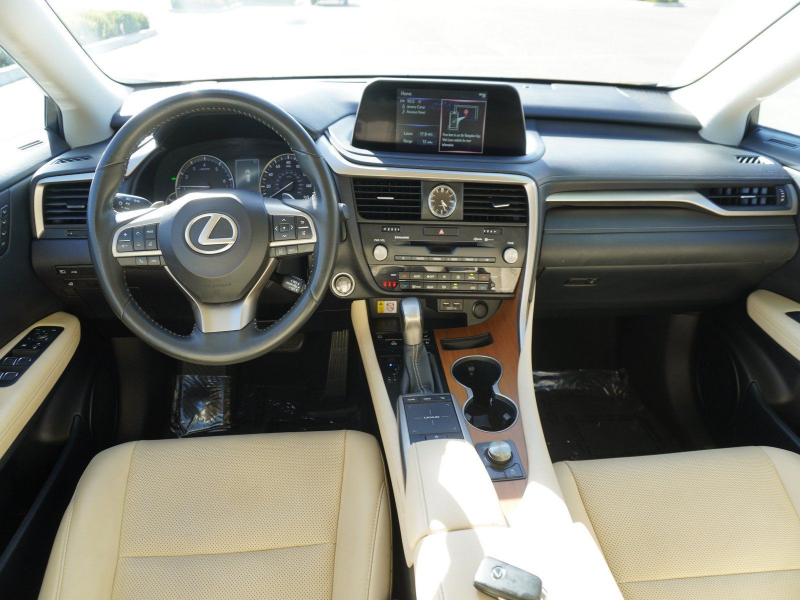 Used 2022 Lexus RX 350 FWD w/ Premium Package image 2