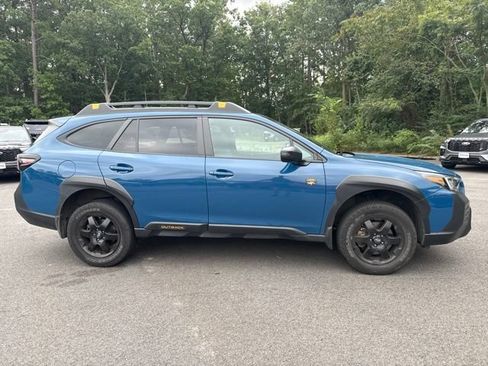 Used 2022 Subaru Outback Wilderness w/ Wilderness Package AWD/4WD image 6