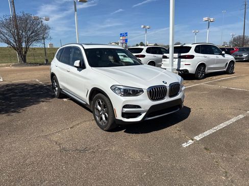 Used 2021 BMW X3 sDrive30i w/ Premium Package image 3