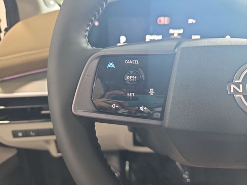 New 2026 Nissan Murano Platinum AWD/4WD image 17