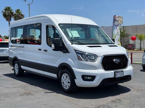 Used 2023 Ford Transit 350 XLT RWD image 4