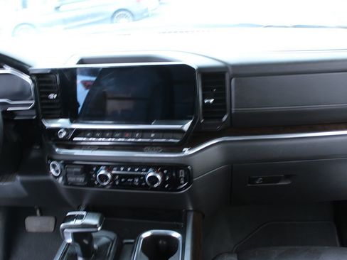 Used 2023 GMC Sierra 1500 SLT w/ SLT Premium Package image 34