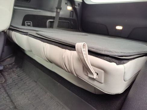 Used 2025 Lincoln Aviator 2WD image 35